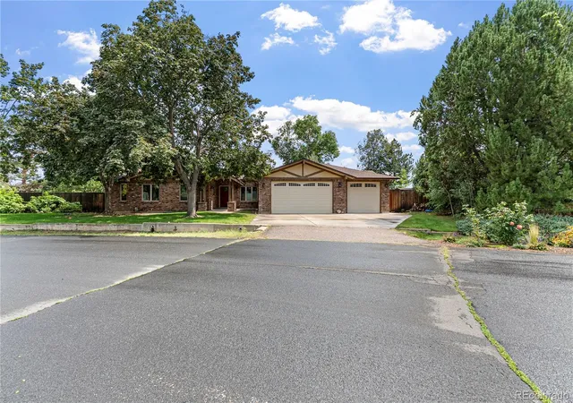 Photo 2 of Single family home for sale at 5598 Orion Cir, Golden, CO 80403 | MLS# 9549252 | Listing updated on 2026-08-28