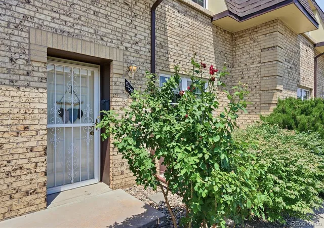 2nd image of 5583 S Lowell Blvd, Littleton, CO 80123 | MLS# 3959453