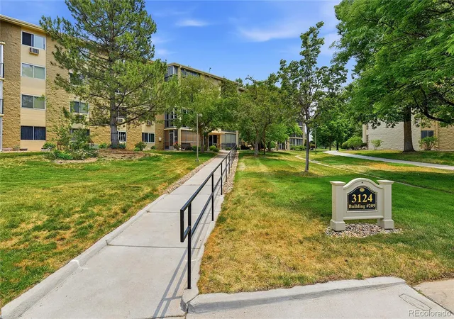 1st image of 3124 S Wheeling Wy #211, Aurora, CO 80014 | MLS# 9456834