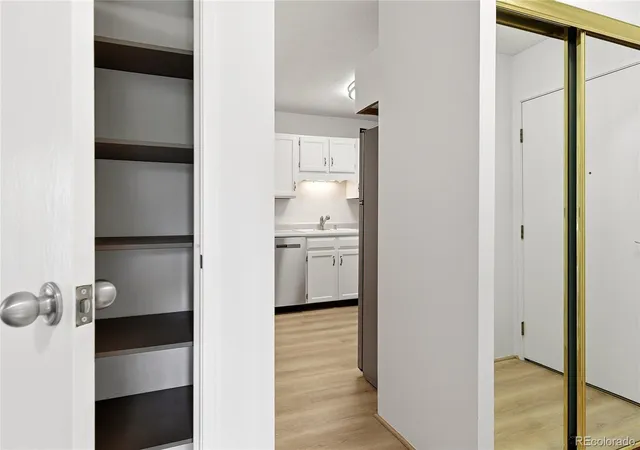 5th image of 3124 S Wheeling Wy #211, Aurora, CO 80014 | MLS# 9456834