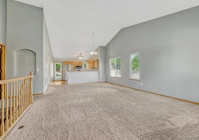 5th image of 1112 Country Acres Ct, Johnstown, CO 80534 | MLS# 3788326