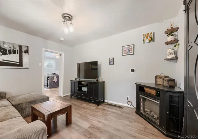 Homes for sale in Lafayette, CO | 406 E Emma St, Lafayette, CO 80026 | MLS# 8719198