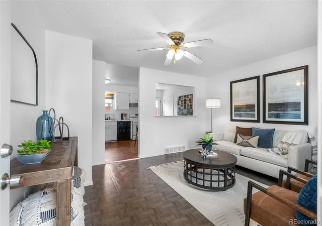 Homes for sale in Aurora, CO | 15384 E Idaho Pl, Aurora, CO 80017 | MLS# 9017433