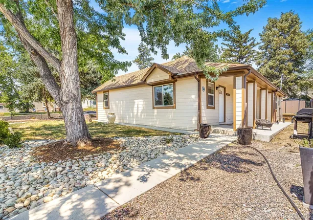 2nd image of 3835 W 3rd Ave, Denver, CO 80219 | MLS# 2562722