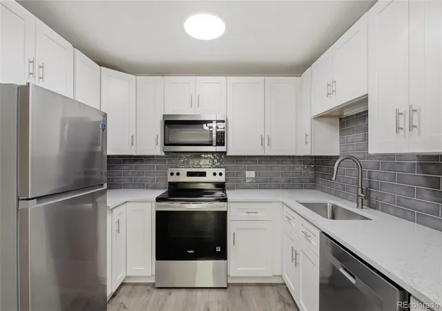 2nd image of 795 S Alton Wy, Denver, CO 80247