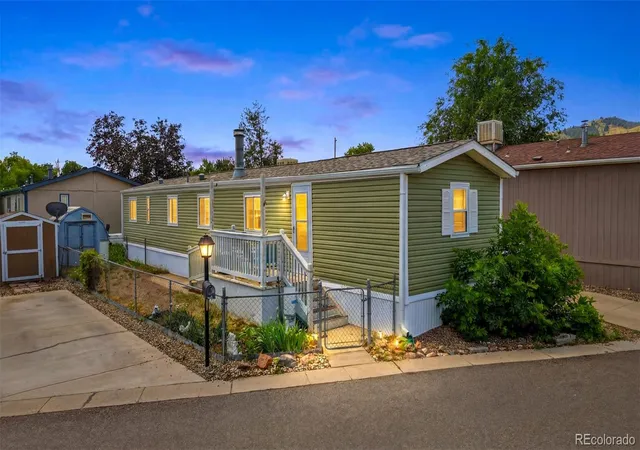 1st image of 520 E St, Golden, CO 80401 | MLS# 2488227