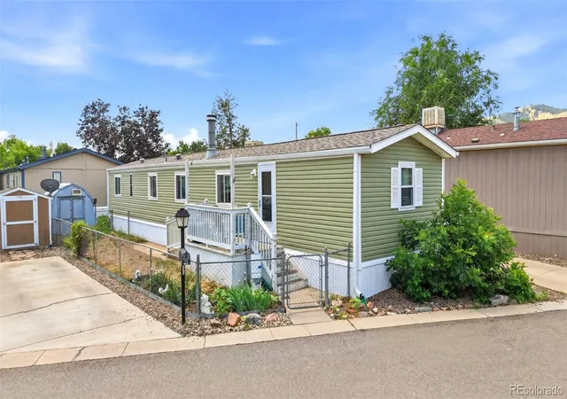 29th image of 520 E St, Golden, CO 80401 | MLS# 2488227