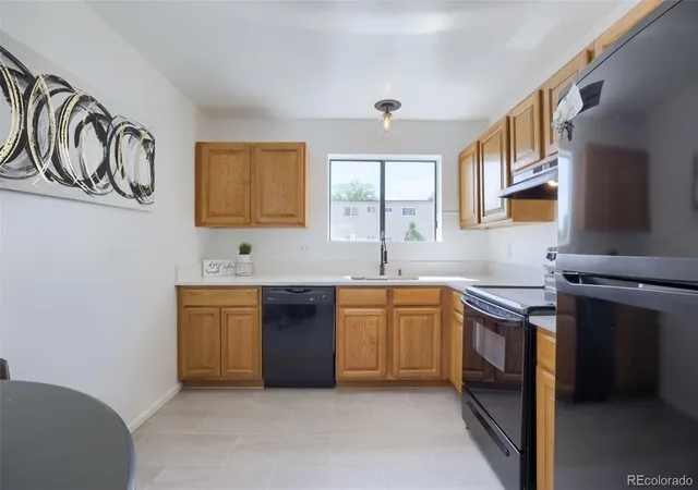 4th image of 6021 Yarrow St, Arvada, CO 80004