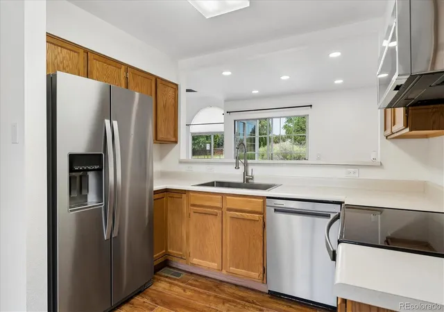 4th image of 10557 W Maplewood Dr #C, Littleton, CO 80127 | MLS# 4260007