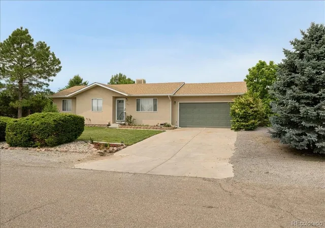 1st image of 267 S Dacona Dr, Pueblo, CO 81007 | MLS# 3175724