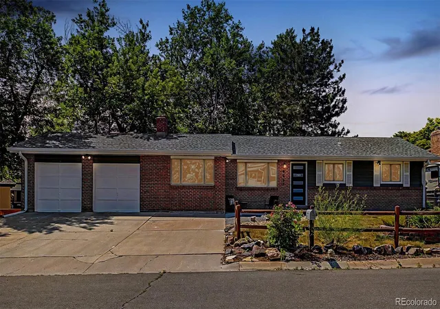 2nd image of 4667 Badger Ln, Littleton, CO 80127 | MLS# 3594714