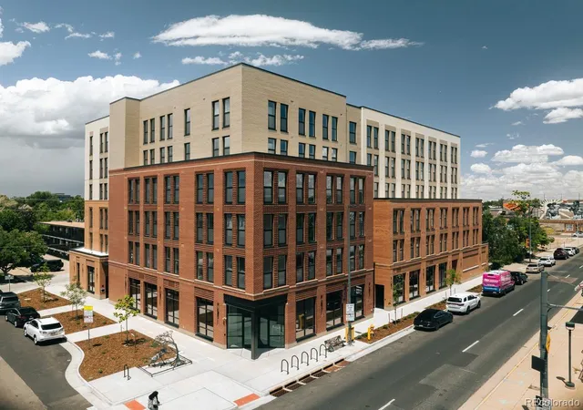 4th image of 639 29Th St #602, Denver, CO 80205 | MLS# 4569351