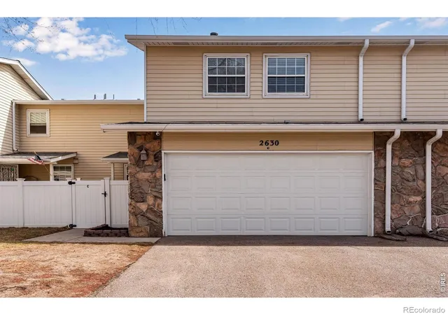 2nd image of 2630 S Vaughn Wy, Aurora, CO 80014