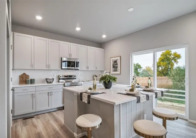 4th image of 3470 Teakwood Ln, Johnstown, CO 80534 | MLS# 4183386