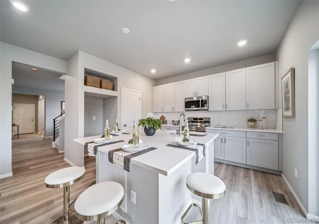 5th image of 3470 Teakwood Ln, Johnstown, CO 80534 | MLS# 4183386