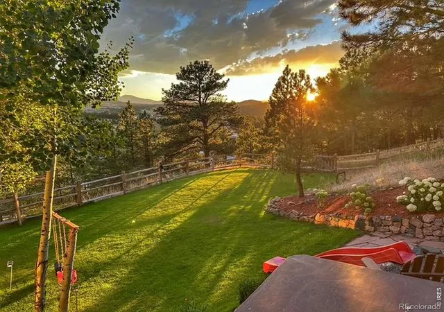 Homes for sale in Golden, CO | 109 Lookout Mountain Cir, Golden, CO 80401 | MLS# IR1062638
