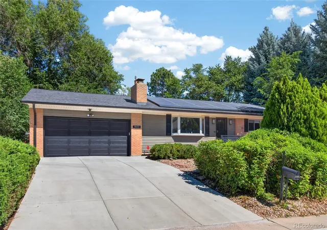Photo 1 of Single family home for sale at 11835 Swadley Dr, Lakewood, CO 80215 | MLS# 4882465 | Listing updated on 2026-09-17