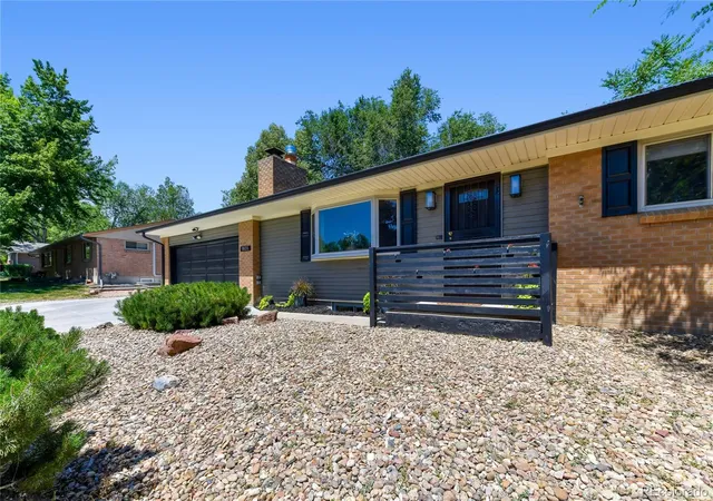 Photo 3 of Single family home for sale at 11835 Swadley Dr, Lakewood, CO 80215 | MLS# 4882465 | Listing updated on 2026-09-17