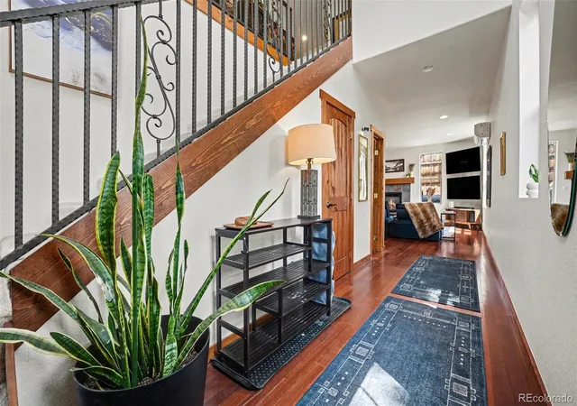 Photo 2 of Single family home for sale at 3058 Bergen Point Trl, Evergreen, CO 80439 | MLS# 8945082 | Listing updated on 2026-08-27