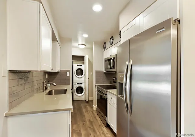 Listing Photo 5 - Condo for sale in building located at 190 E Highline Cir, Centennial, CO 80122 - Unit #202