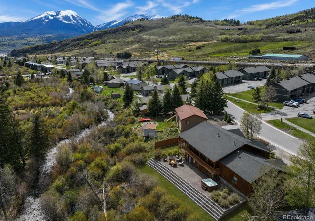Photo 2 of Single family home for sale at 964 Straight Crk Dr, Dillon, CO 80435 | MLS# 6267483 | Listing updated on 2026-07-31