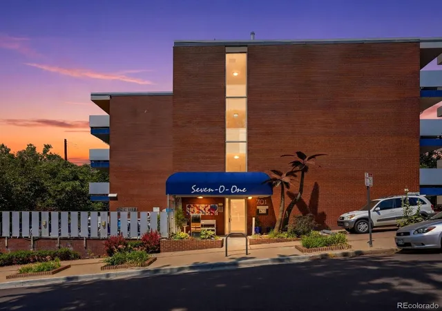 3rd image of 701 N Pearl St, Denver, CO 80203