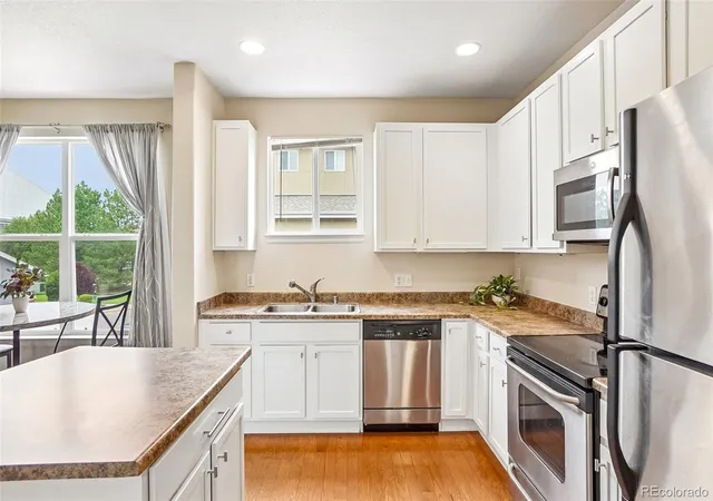Photo 2 of Townhouse for sale at 84 Spruce St #305, Denver, CO 80230 | MLS# 7328144 | Listing updated on 2026-10-01