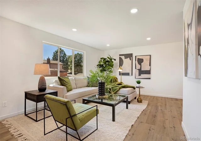 3rd image of 9299 W Weaver Dr, Littleton, CO 80123 | MLS# 1654709