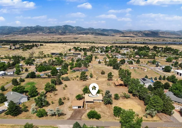 4th image of 10719 Rampart Ln, Littleton, CO 80125 | MLS# 9595190