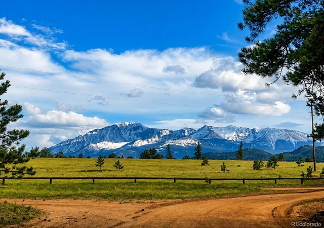 1st image of 584 Sourdough Rd, Woodland Park, CO 80863 | MLS# 3644895