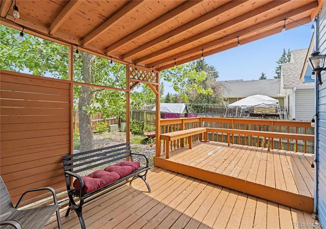 Photo 3 of Single family home for sale at 4922 S Rifle Ct, Aurora, CO 80015 | MLS# 6922162 | Listing updated on 2026-08-28