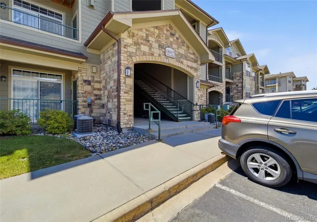 Homes for sale in Parker, CO | 18657 Stroh Road, Parker, CO 80134 | Houzeo