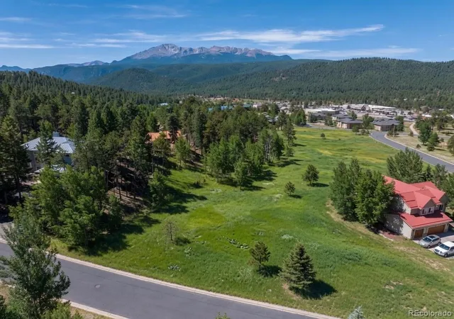 3rd image of 921 Heather Ct, Woodland Park, CO 80863 | MLS# 5163251