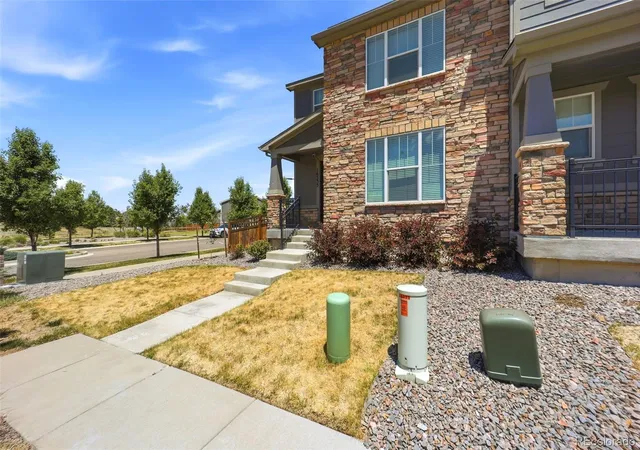 Photo 3 of Townhouse for sale at 16535 E Alameda Pkwy, Aurora, CO 80017 | MLS# 6946000 | Listing updated on 2026-08-13