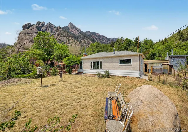 2nd image of 176 Artesian Dr, Eldorado Springs, CO 80025 | MLS# 2626814