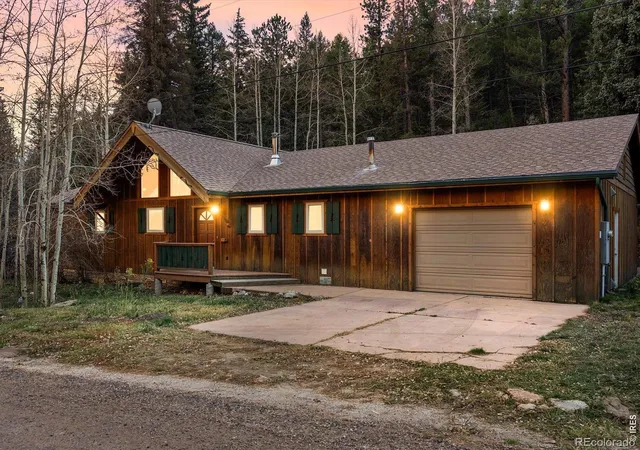 Photo 1 of Single family home for sale at 1035 Streamside Dr, Glen Haven, CO | MLS# IR1062744 | Listing updated on 2026-09-29