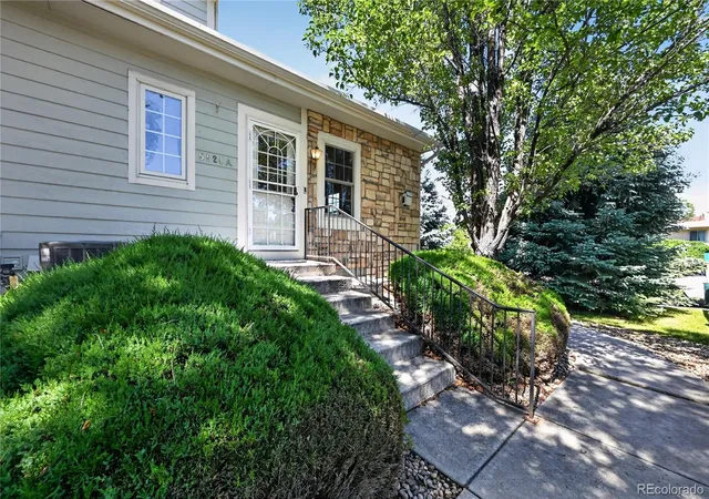 2nd image of 5524 W Canyon Trl #A, Littleton, CO 80128 | MLS# 3616787