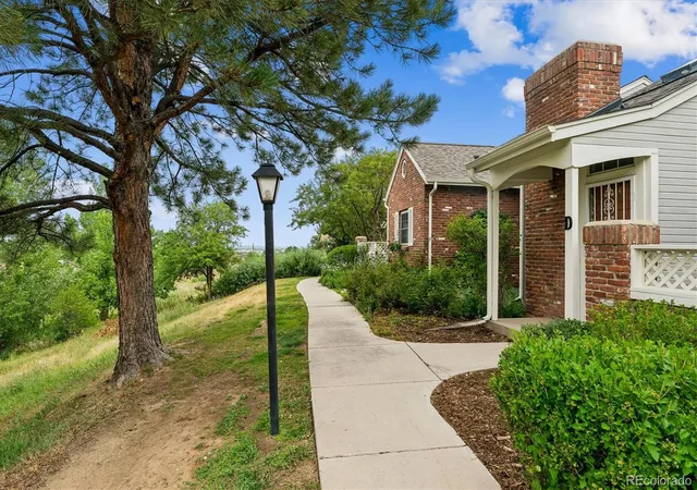 1st image of 2910 W Long Cir #D, Littleton, CO 80120 | MLS# 4758775