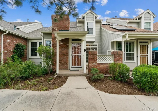 3rd image of 2910 W Long Cir #D, Littleton, CO 80120 | MLS# 4758775