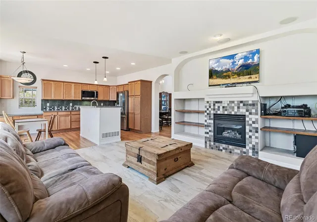 Photo 2 of Single family home for sale at 9874 N Crystal Lake Dr, Littleton, CO 80125 | MLS# 5341156 | Listing updated on 2026-09-24