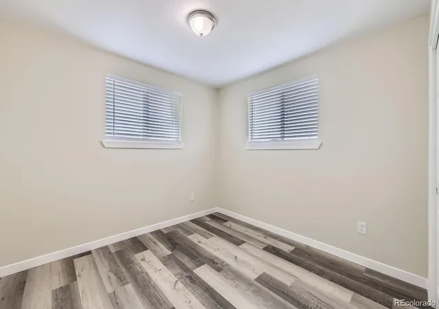 Listing Photo 2 - Condo for sale in building located at 2545 Kenton St, Aurora, CO 80010 - Unit #