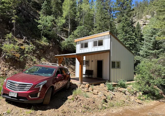 Homes for sale in Idaho Springs, CO | 854 Old Little Bear Creek Rd, Idaho Springs, CO 80452 | MLS# 5243126