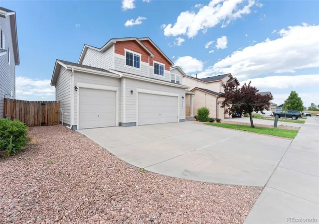 Photo 2 of Single family home for sale at 9752 Wando Dr, Colorado Springs, CO 80925 | MLS# 3733105 | Listing updated on 2026-09-23