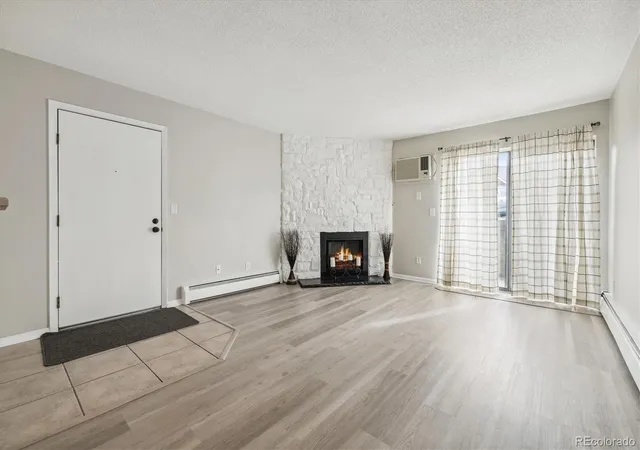 3rd image of 10150 E Virginia Ave #19-103, Denver, CO 80247 | MLS# 2761558