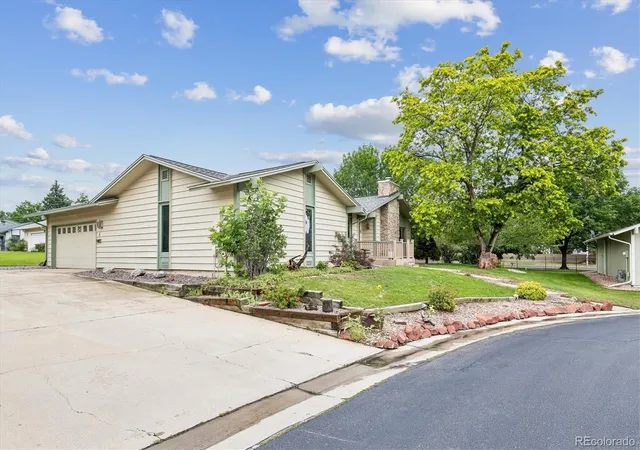 Photo 3 of Single family home for sale at 8 Walter Way, Broomfield, CO 80020 | MLS# 9100736 | Listing updated on 2026-09-12