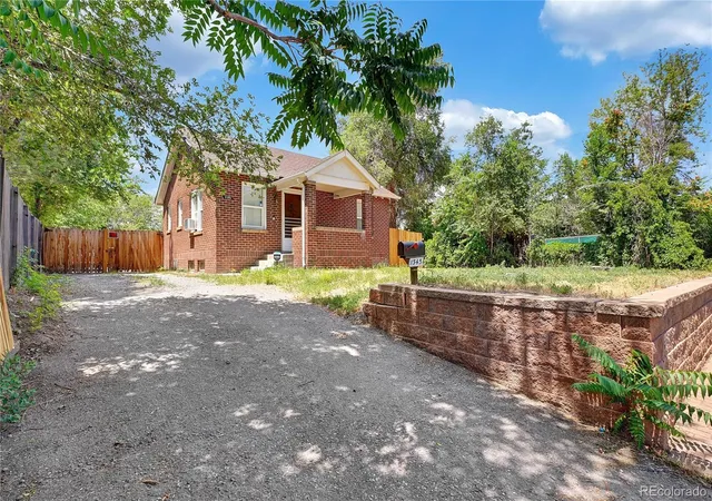 Photo 1 of Single family home for sale at 1545 N Sheridan Blvd, Lakewood, CO 80214 | MLS# 2817796 | Listing updated on 2026-09-24