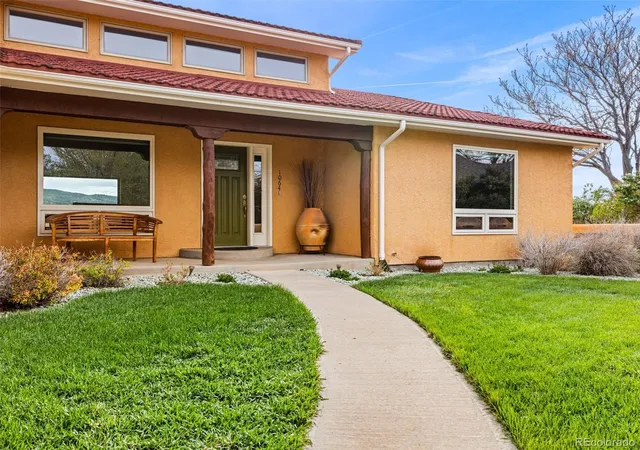1st image of 1064 Ridgeview Pl, Canon City, CO 81212 | MLS# 8008165