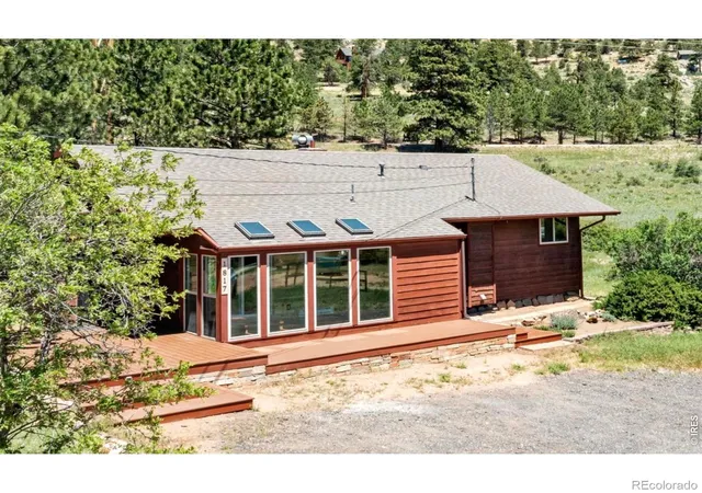 Photo 3 of Single family home for sale at 1817 Ranch Cir, Estes Park, CO 80517 | MLS# IR1062806 | Listing updated on 2026-09-26