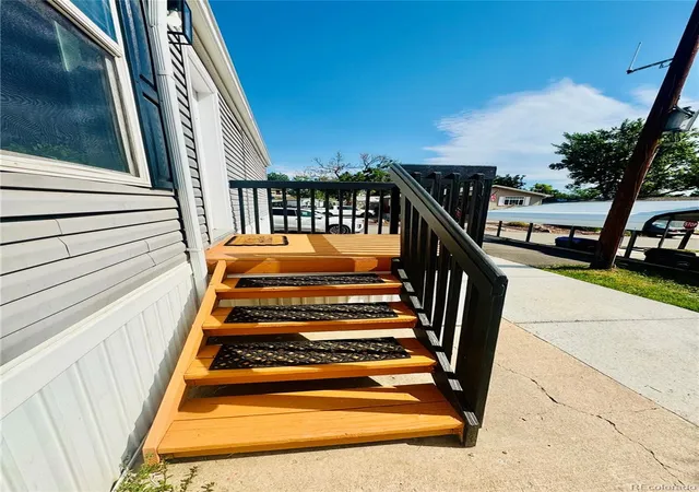 Photo 18 of Manufactured home for sale at 115 Ponderosa Cir, Golden, CO 80401 | MLS# 9709828 | Listing updated on 2026-09-14