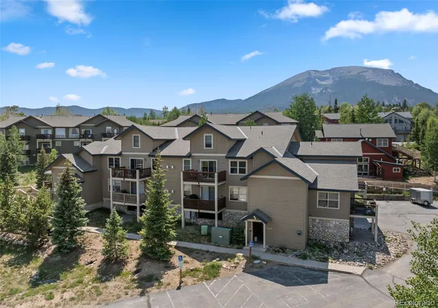 Homes for sale in Silverthorne, CO | 140 Wildernest Ct, Silverthorne, CO 80498